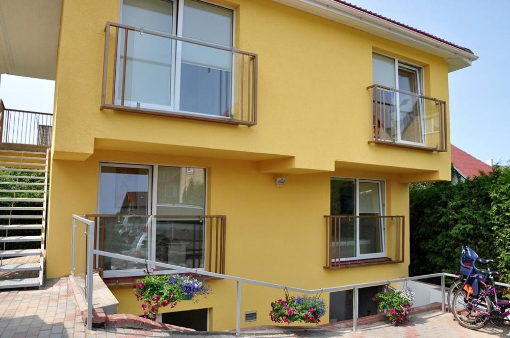 Justinos Vila Palanga Exterior photo